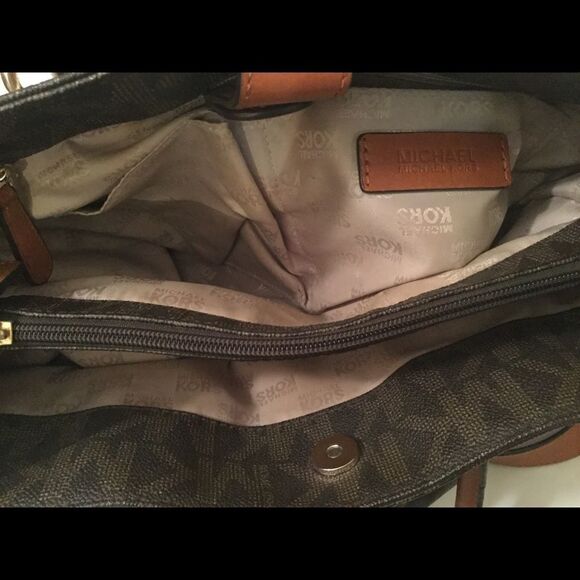 Michael Kors Hamilton PVC Signature Large NS Tote - Picture 6 of 8